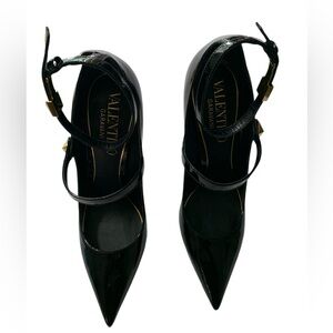 Valentino Garavani black patent Rockstud pointed heel Pumps